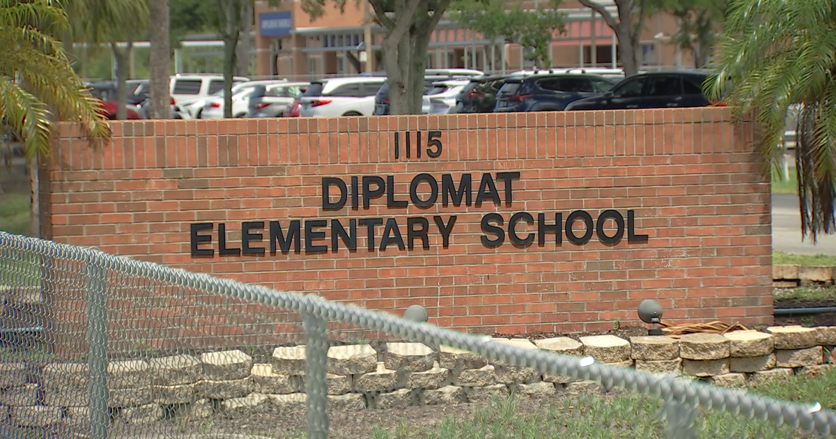 Lee County School Board member's photo shocks Diplomat Elementary parents