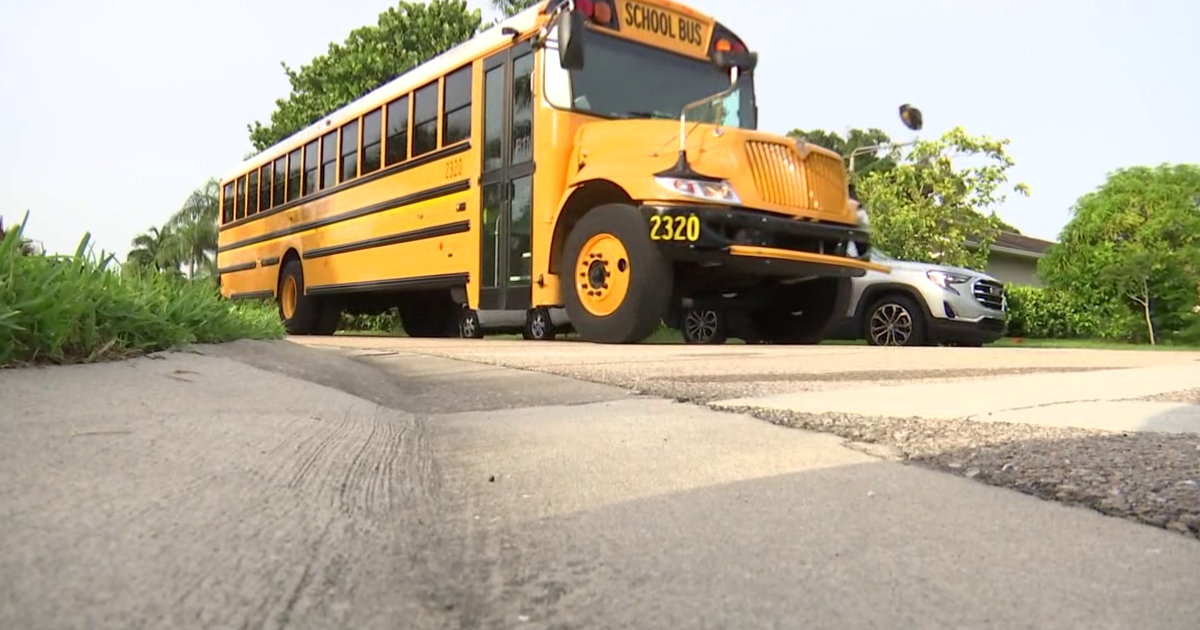 Parents and students managing changes to Lee County school bus routes