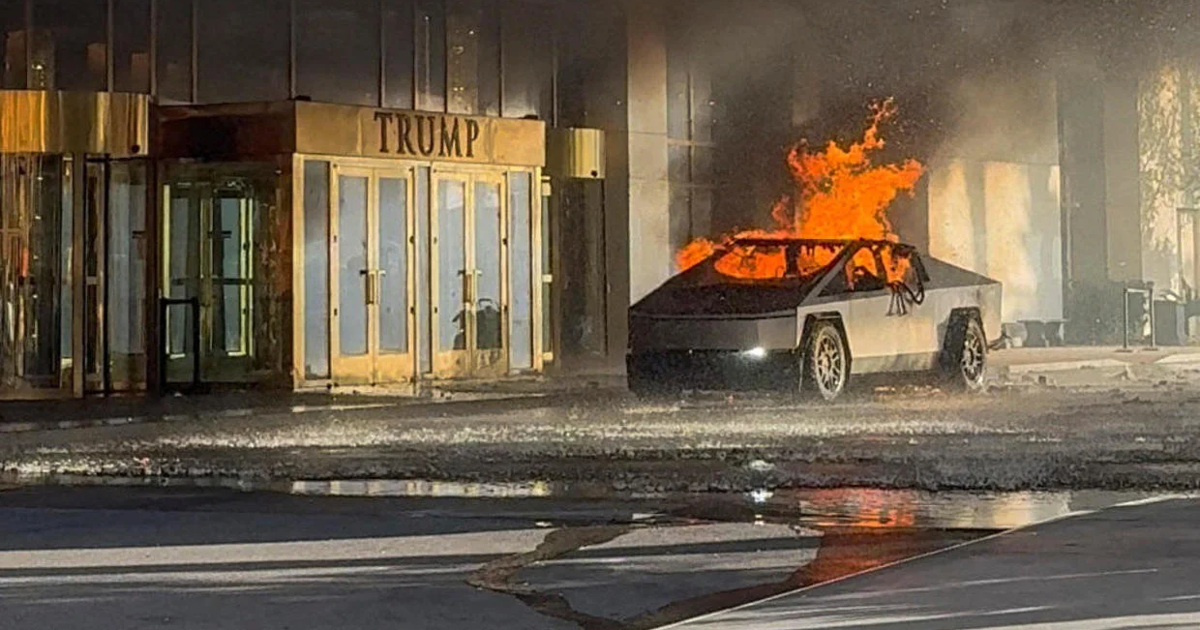 Tesla Cybertruck explosion outside Trump Hotel in Las Vegas