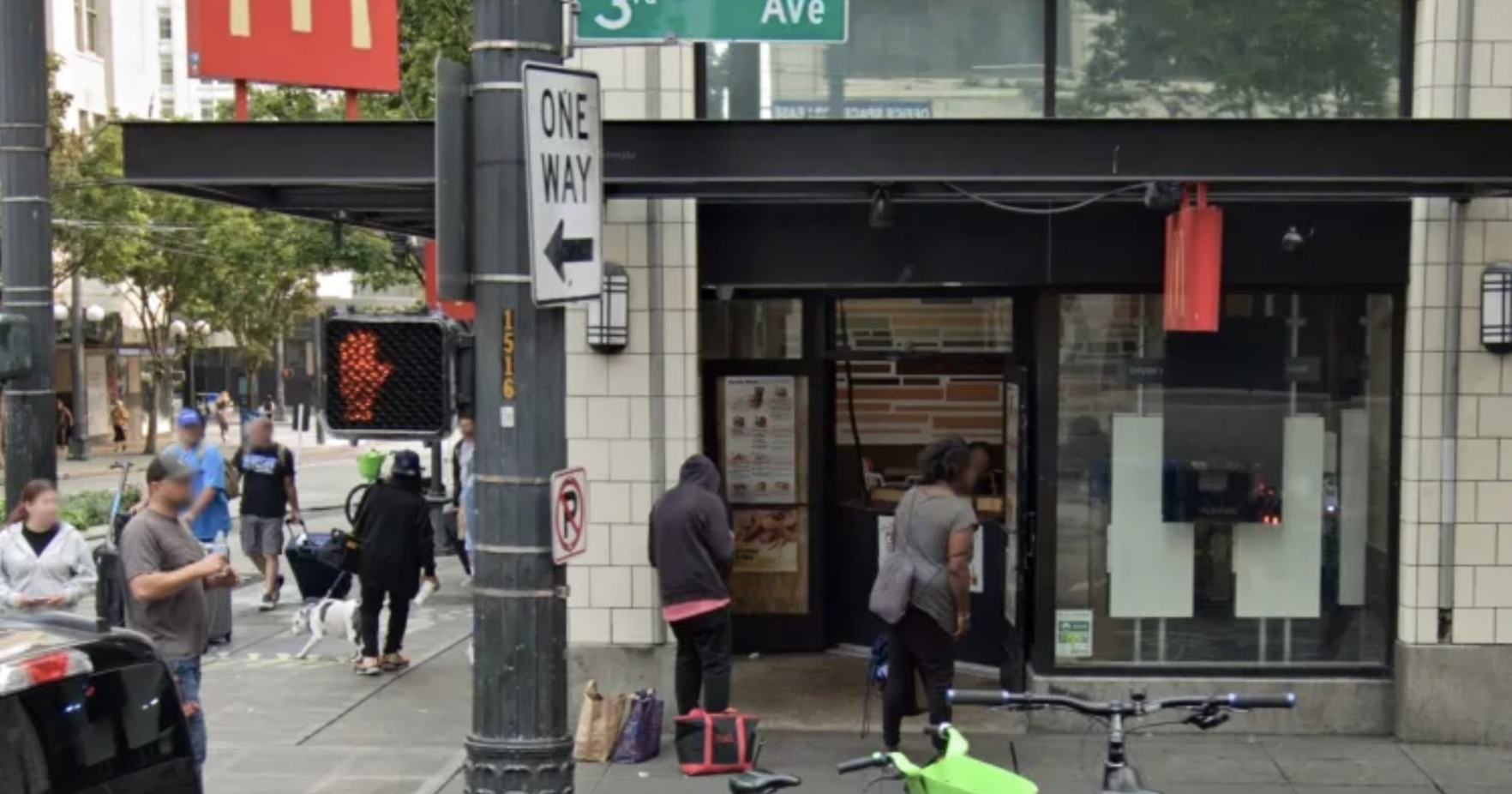 Seattle McDonald now serves customers with a hatch | National News