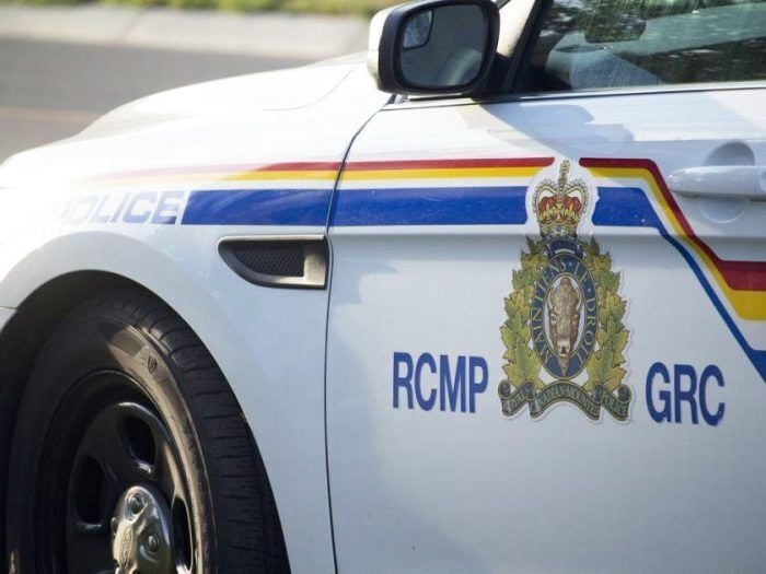 Man dies after canoe capsizes near Bloodvein First Nation | Manitoba ...