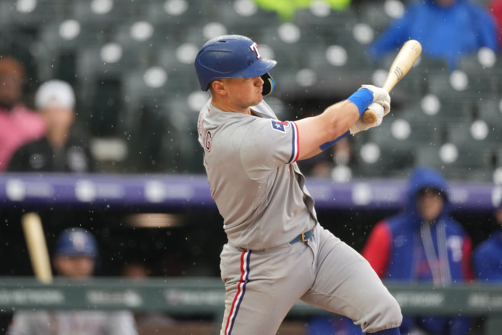 Josh Jung hits tiebreaking single in 9th inning as Rangers rally