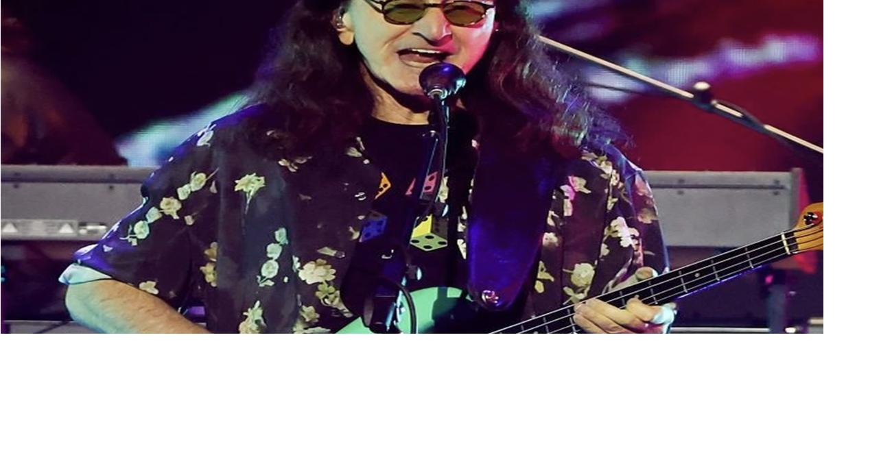 Live in Toronto, Rush celebrates music and legacy of Peart