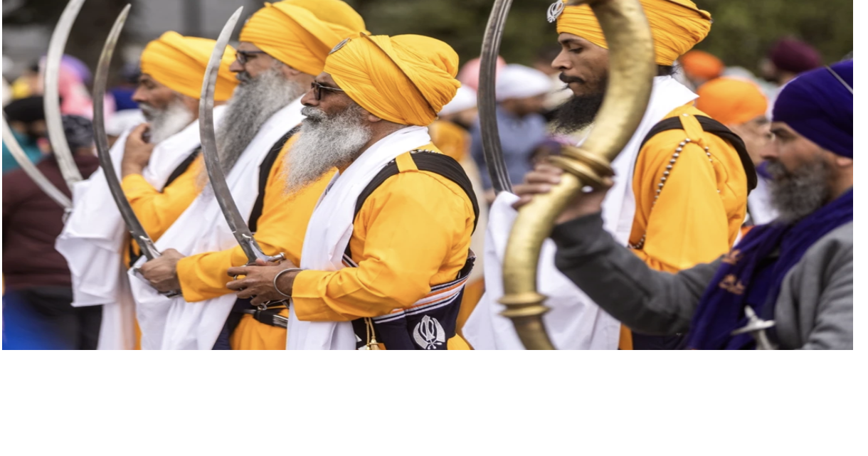who takes priority in law crown oath or sikh faith beliefs