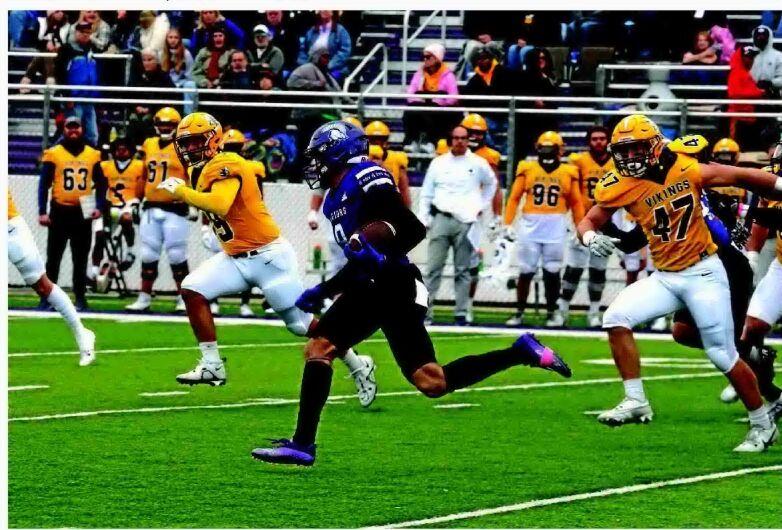 Winona State football finishes strong in win