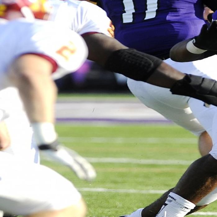 Simmons 47 Yards Shy Of Wsu Record Sports Winonadailynews Com