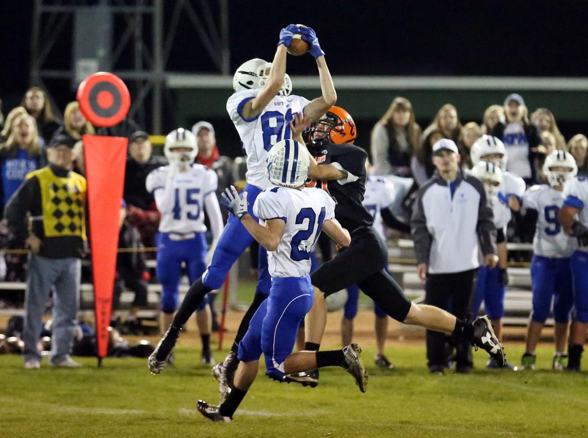 Cotter Throws A Big Scare Into St Charles High School Winonadailynews Com