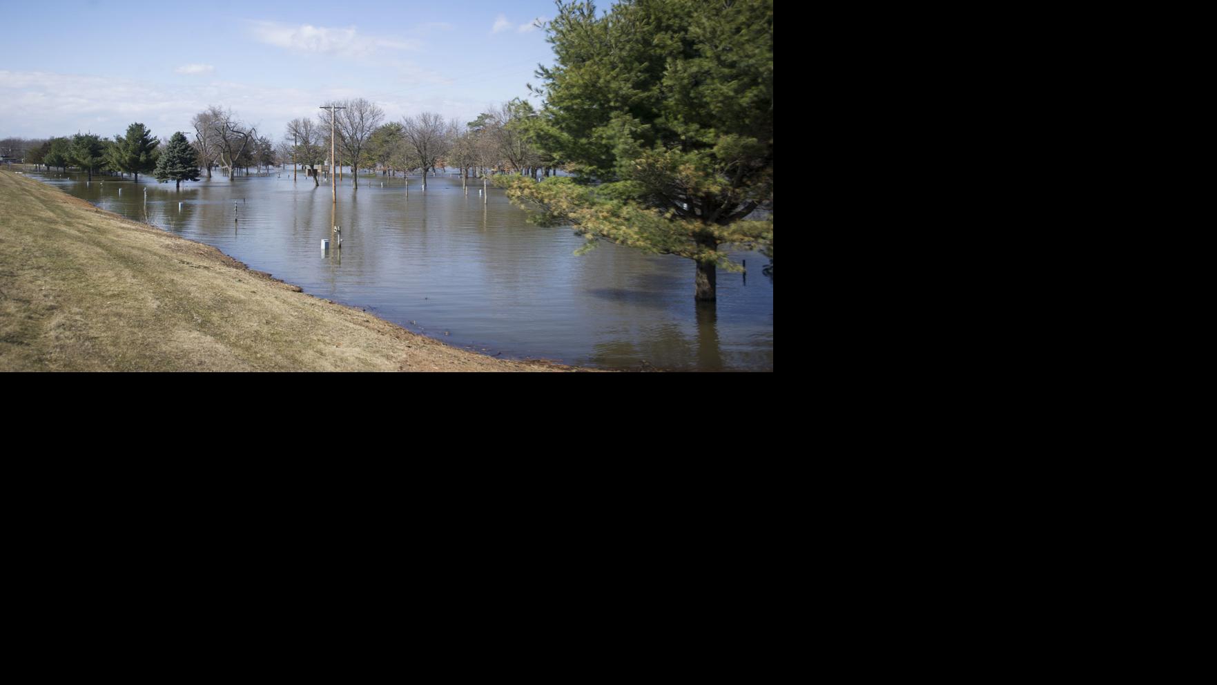 PHOTOS Rising water levels on the Mississippi River Local