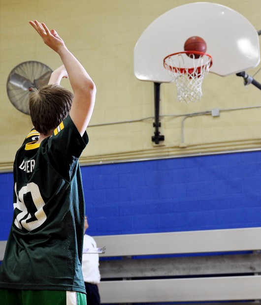 Kids toe the line at annual freethrow competition Local