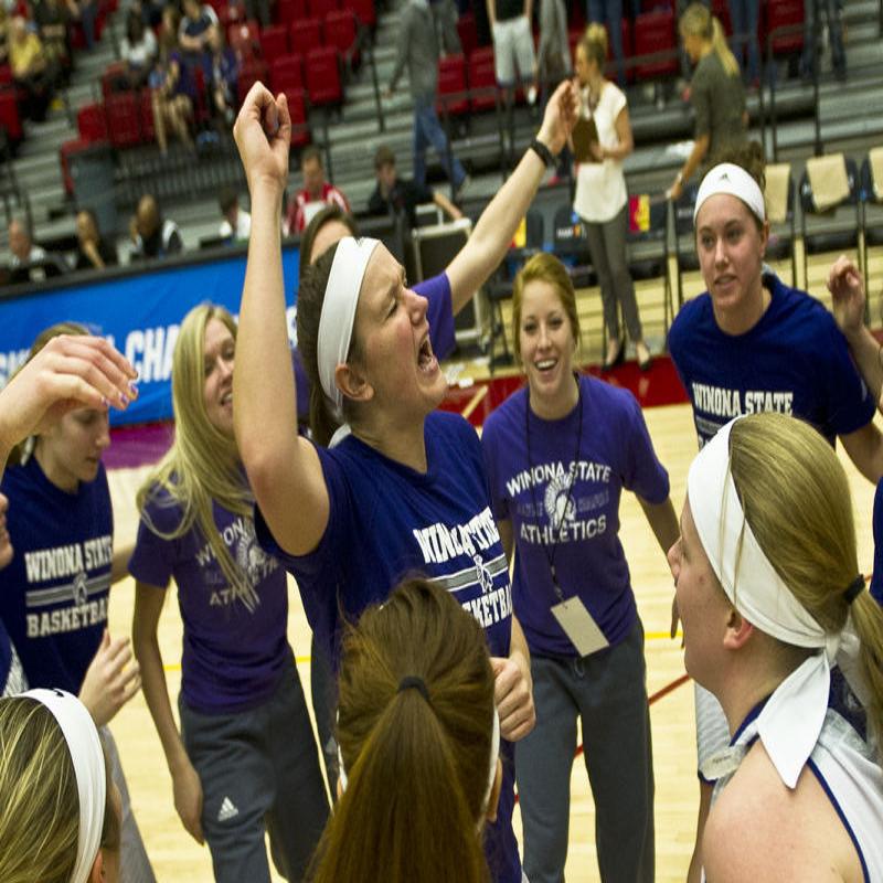 Women S Basketball Winona State Starts Season By Winning Two In