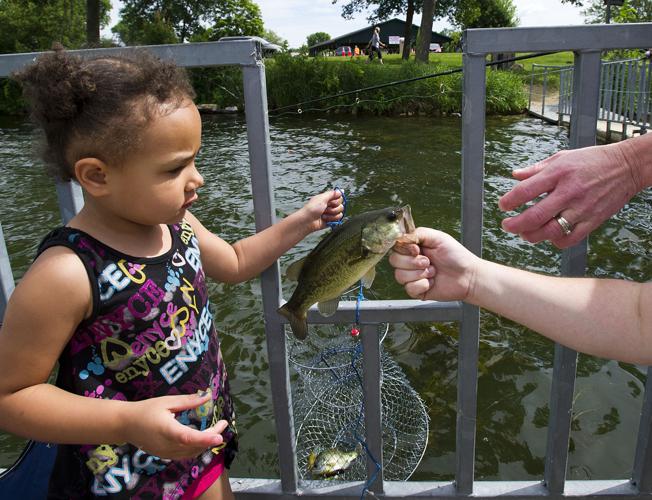 Kid's Fishing Contest – Winona Steamboat Days