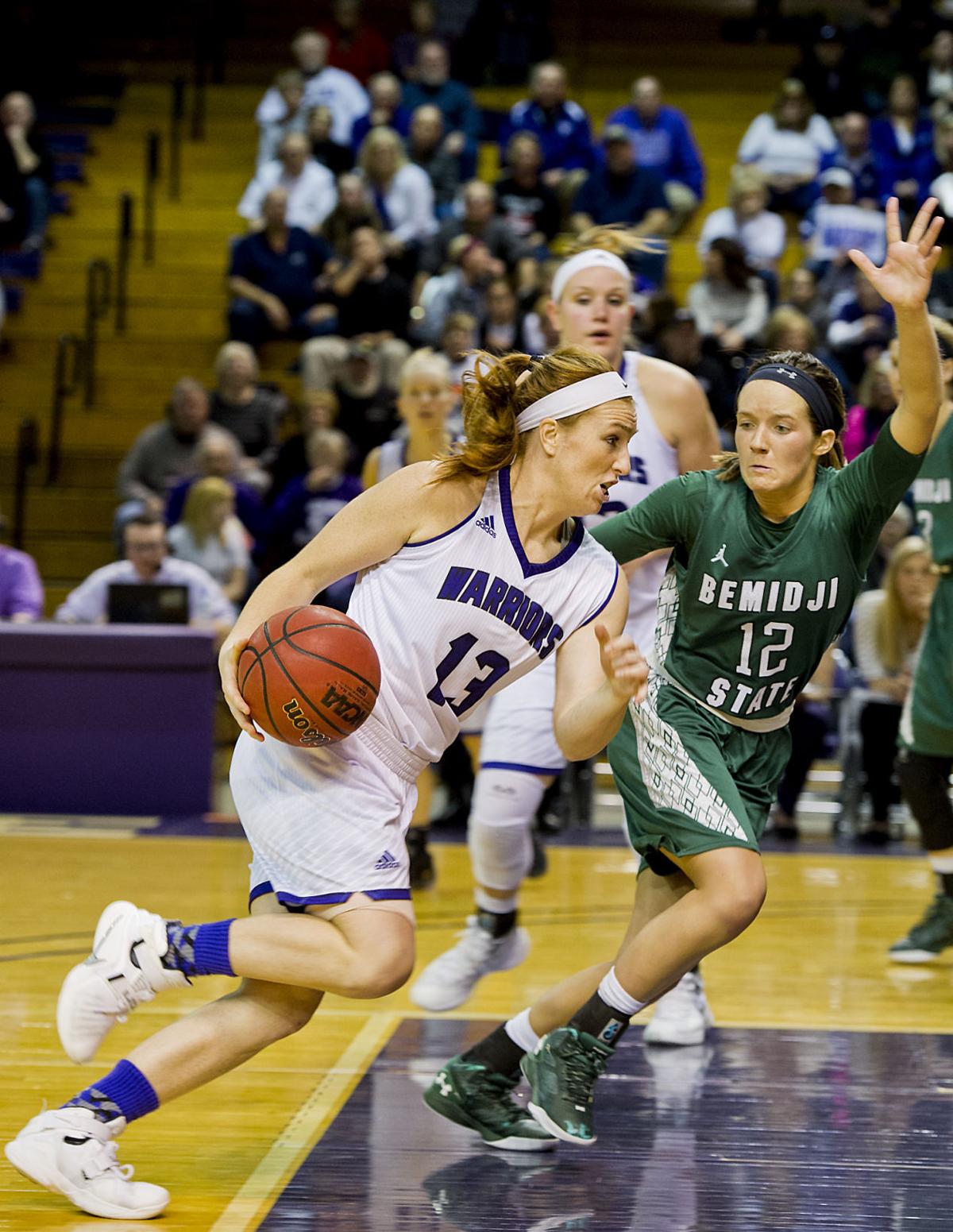 Photos Winona State Women S Basketball 2015 16 Wsu Warriors