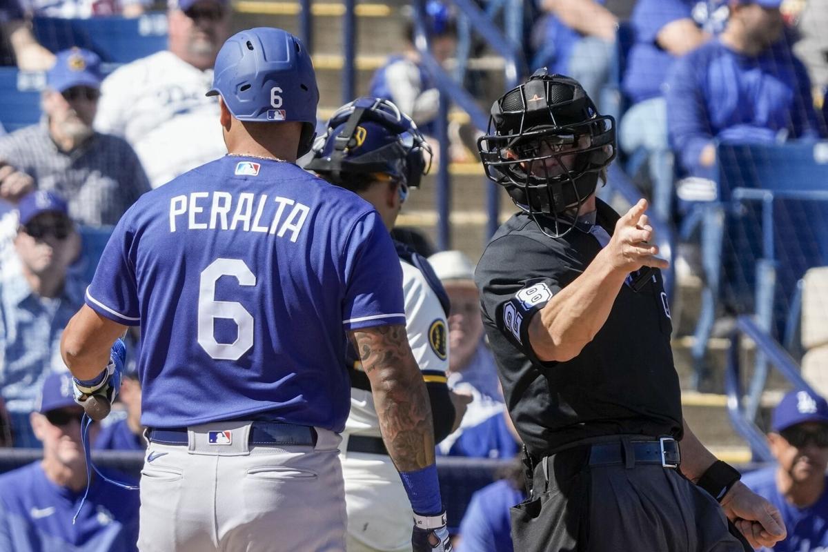 MLB's Players Weekend uniforms are boring, especially at Dodger