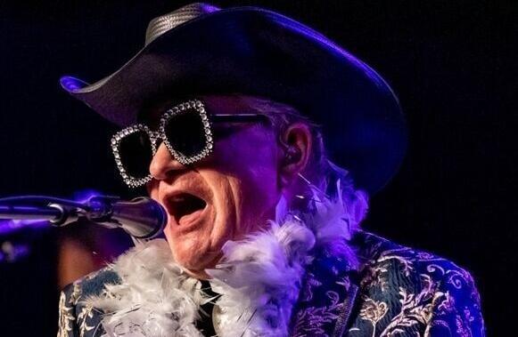 Simply Elton