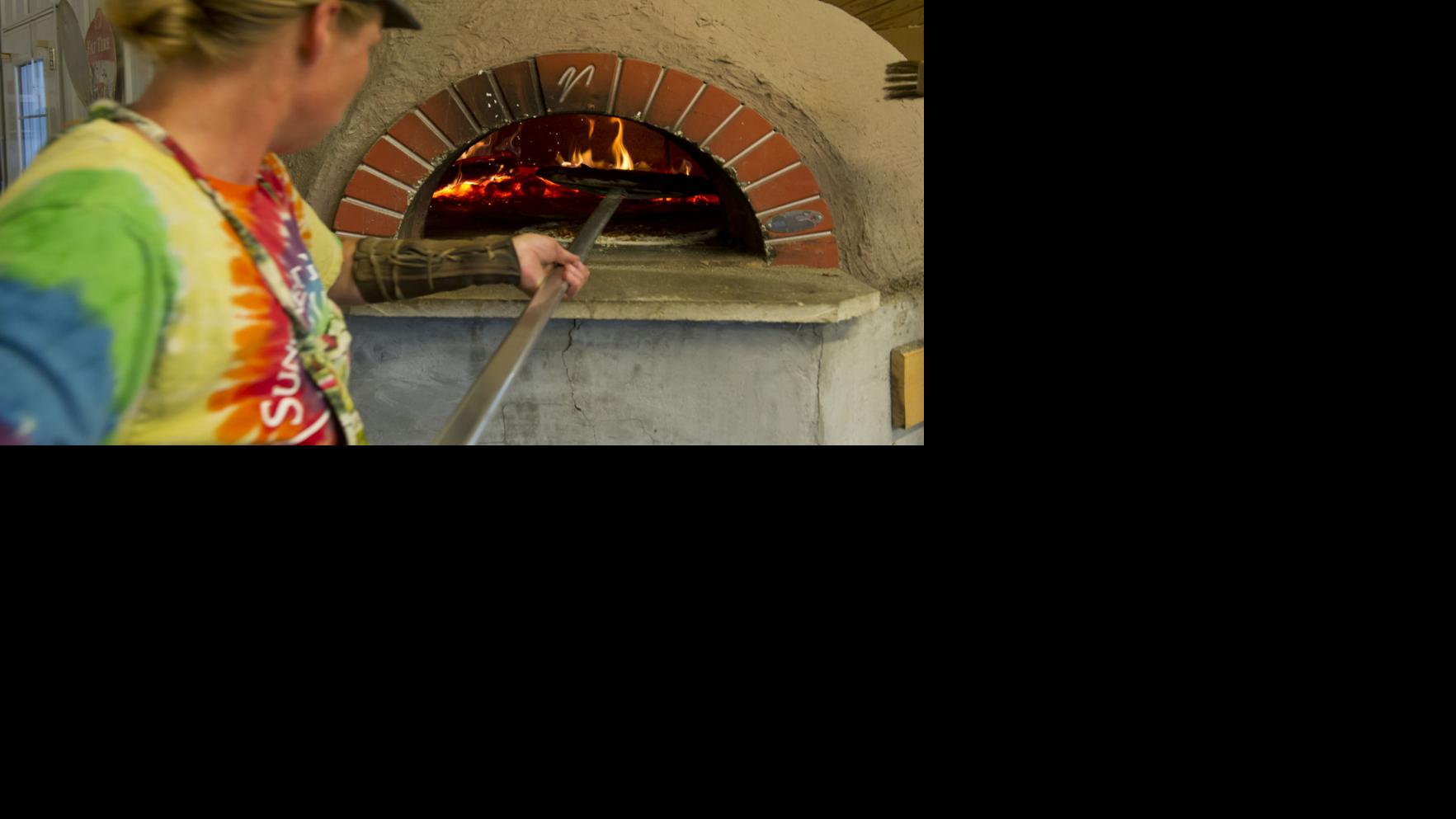 Off The Beaten Path Enjoy Pizza On The Farm At Suncrest Gardens