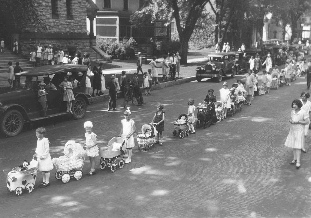 Throwback Thursday More than 225 entrants to Doll Buggy Parade