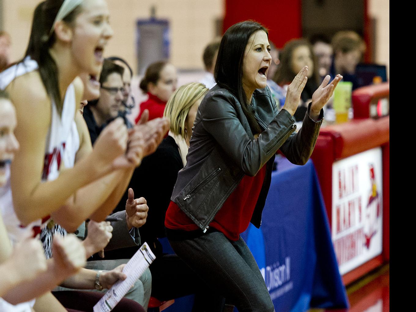 Duluth Tabs Saint Mary S Pearson As Its Next Women S Basketball