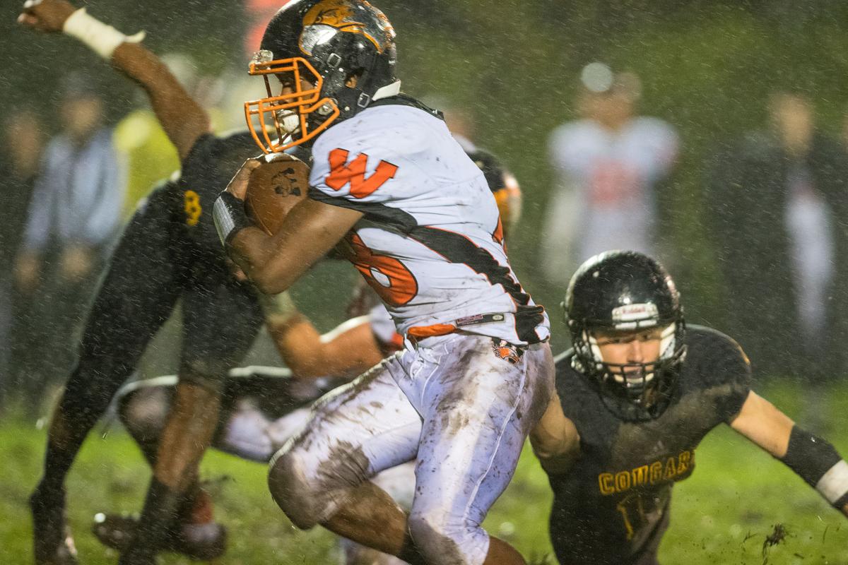 Road Warriors Riley Bosteter S Three Rushing Tds Lift No 1