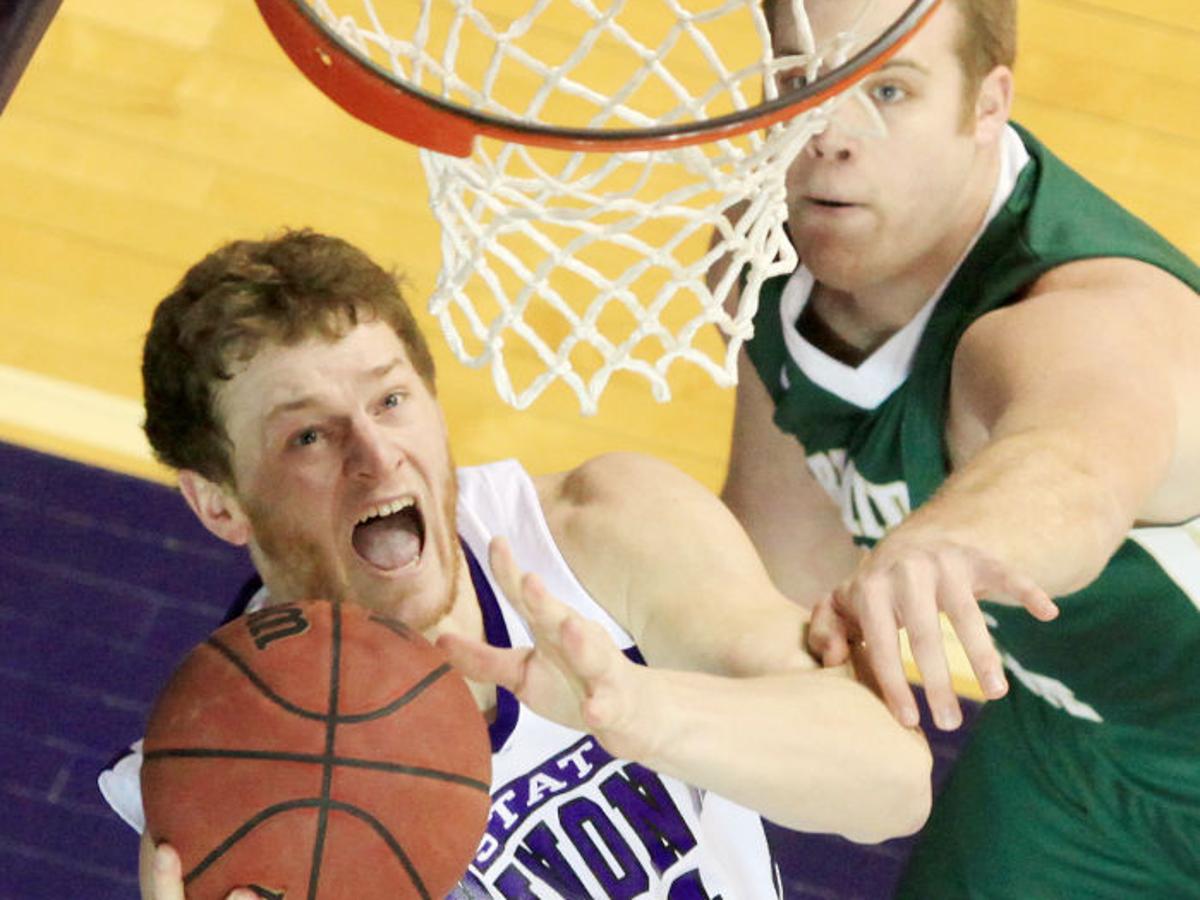 Winona State S Vette Nsic Player Of The Year Wsu Warriors