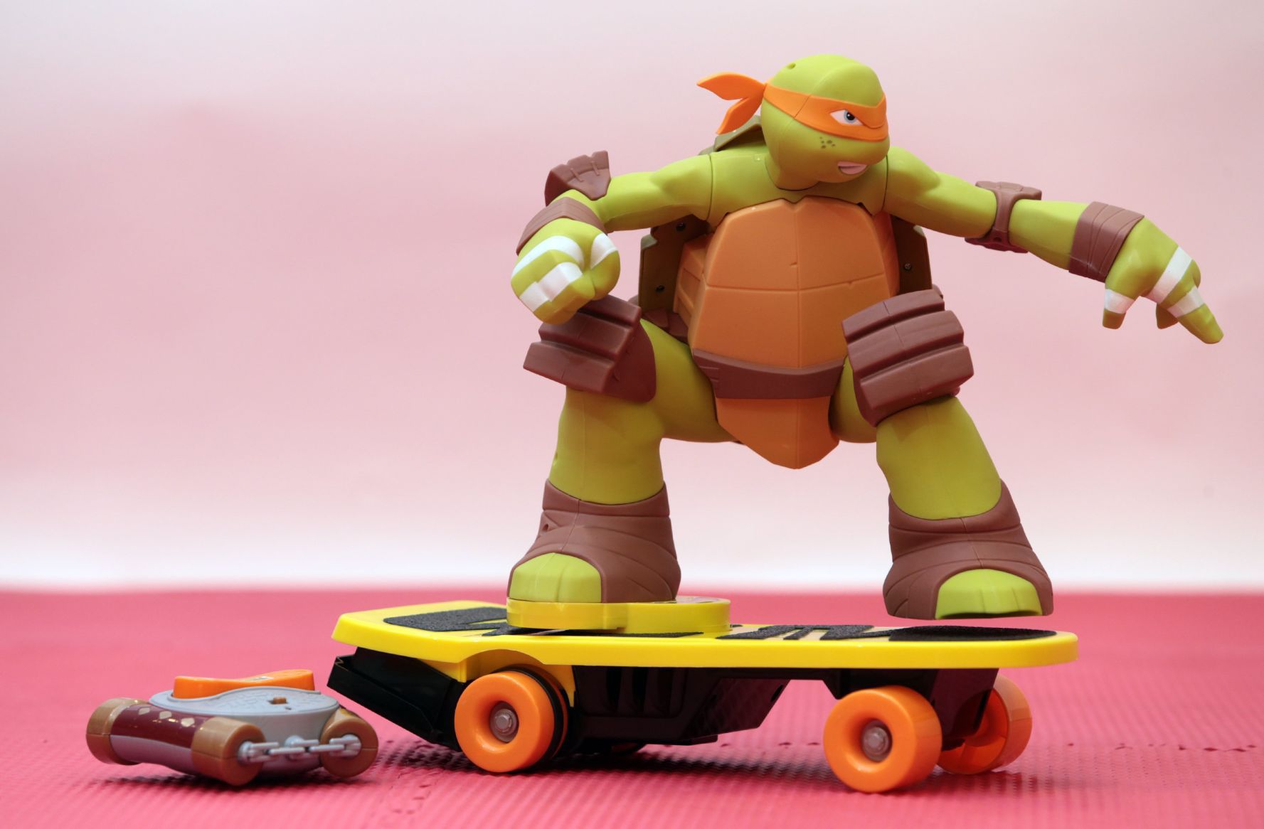 teenage mutant ninja turtles remote control skateboarding mikey