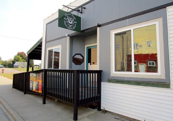 New Ettrick supper club, mall indoor playground open; Burlington ready