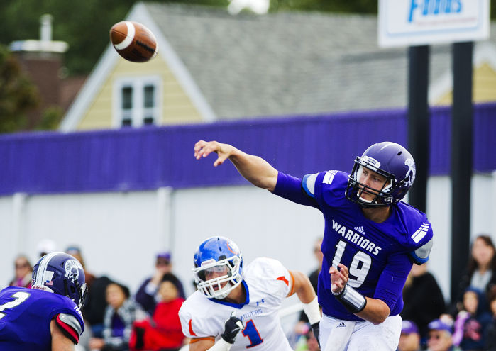 WSU Football: Nelson Named NSIC Offensive Player Of Week