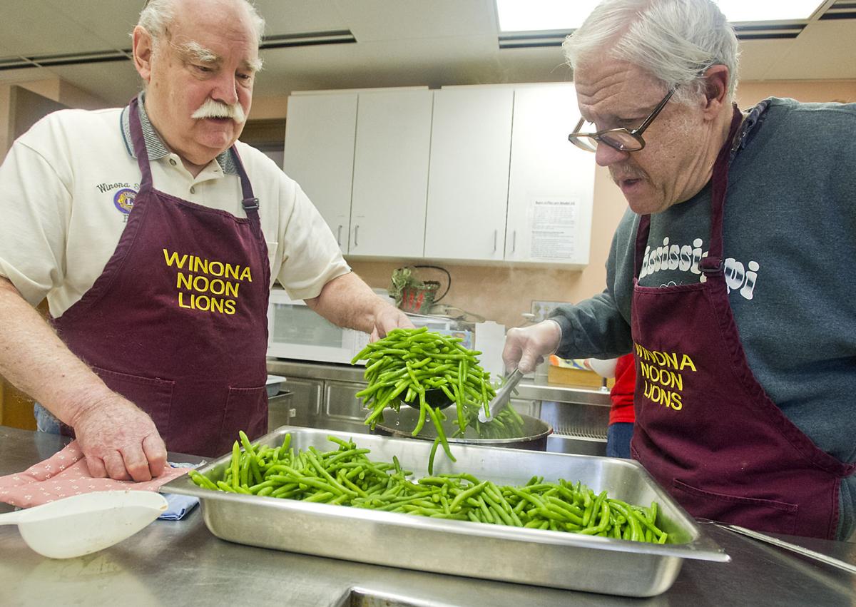 10 days of givers three local lions clubs share a similar serving christmas dinner volunteer