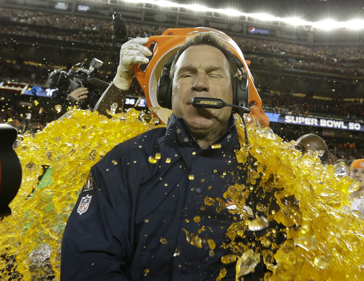 Denver Broncos: Gary Kubiak makes history with Super Bowl win