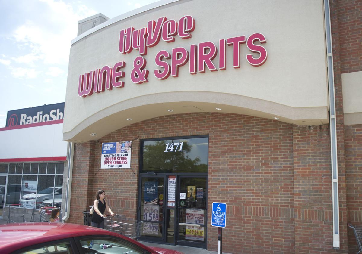 Winona liquor stores open for first Sunday Local