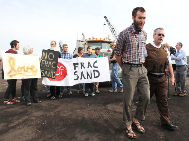 Frac Protest