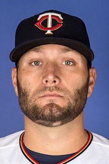 Twins' Lance Lynn struggles against former team in 7-5 loss to Cardinals