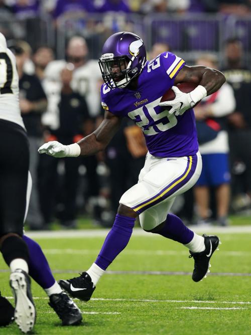 Vikings Latavius Murray Hopes The More Yards He Gains The More T Shirts He Sells Winonadailynews Com Vikings Latavius Murray Hopes The More Yards He Gains The More T Shirts He Sells Winonadailynews Com