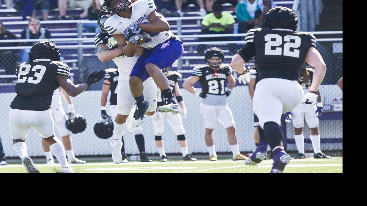 Missouri Connection Pays Off Again For Winona State Wsu Warriors