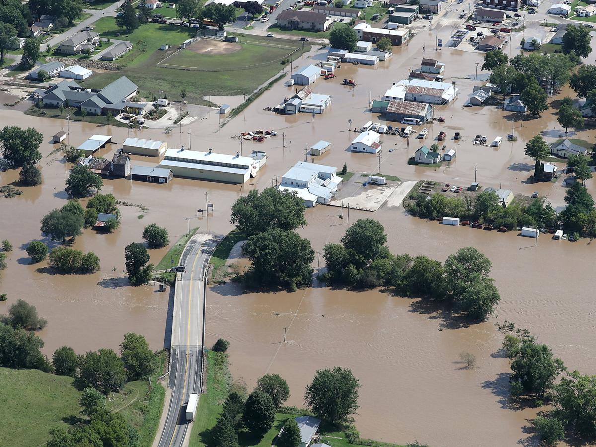 La Farge grapples not only with flooding but also no power
