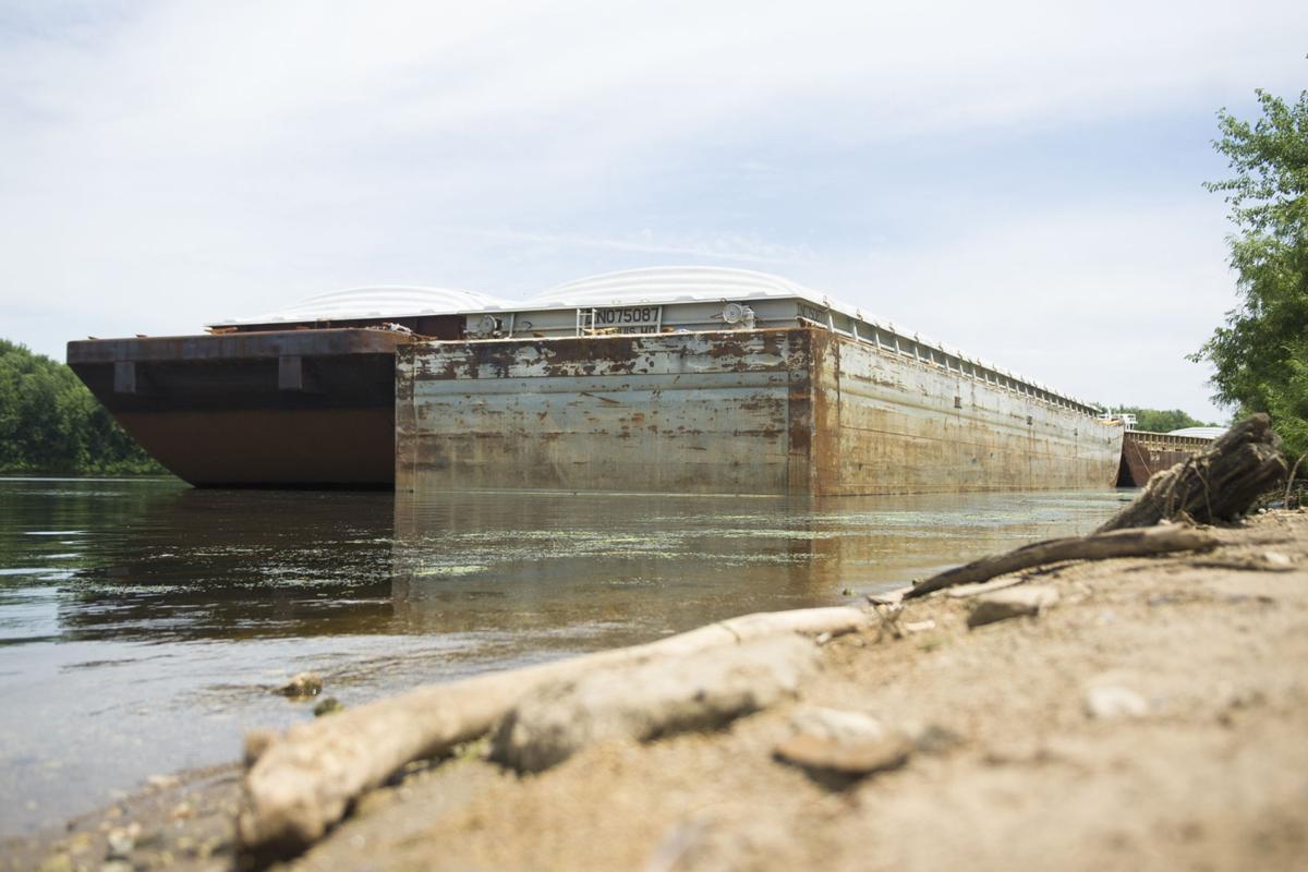 Busy barge season on the Mississippi