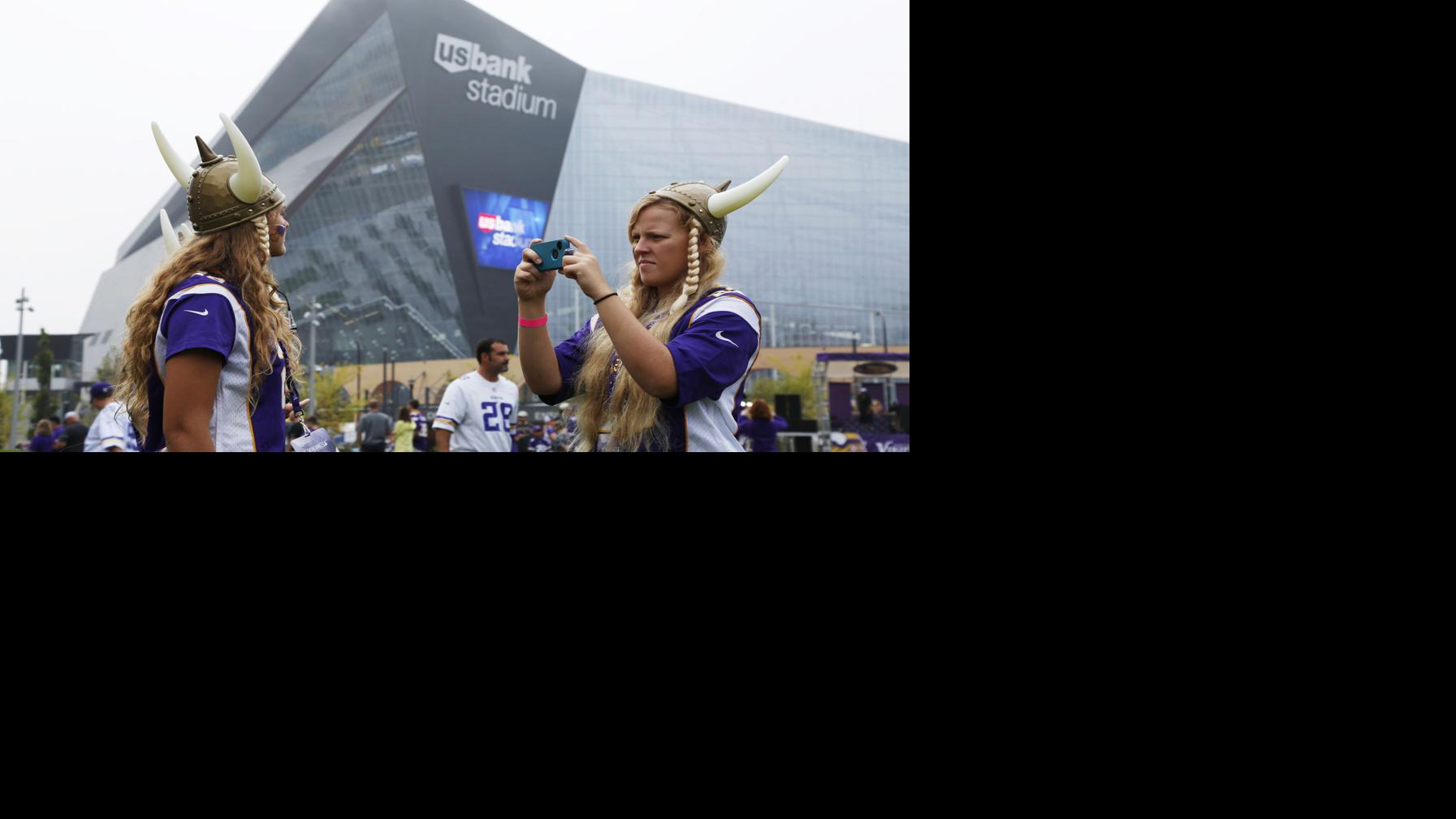 Photos First Vikings game at U.S. Bank Stadium Pro Sports