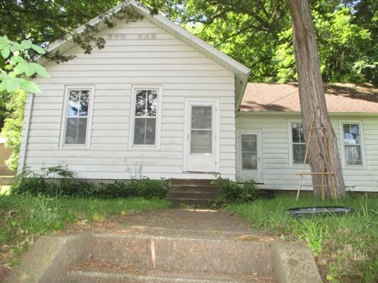 2 Bedroom Home in Winona - $75,000