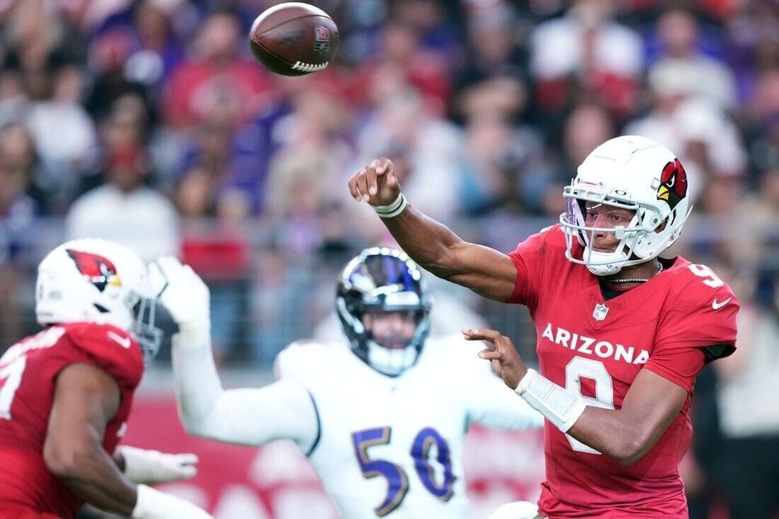 Vikings acquire QB Josh Dobbs from Cardinals