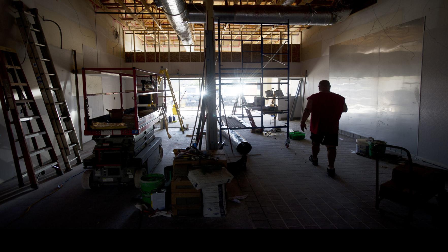 Winona Business Wrap Little Caesars Coming Back New Clothing Store Downtown Cha Chis Opens Drive Thru Local Winonadailynews Com