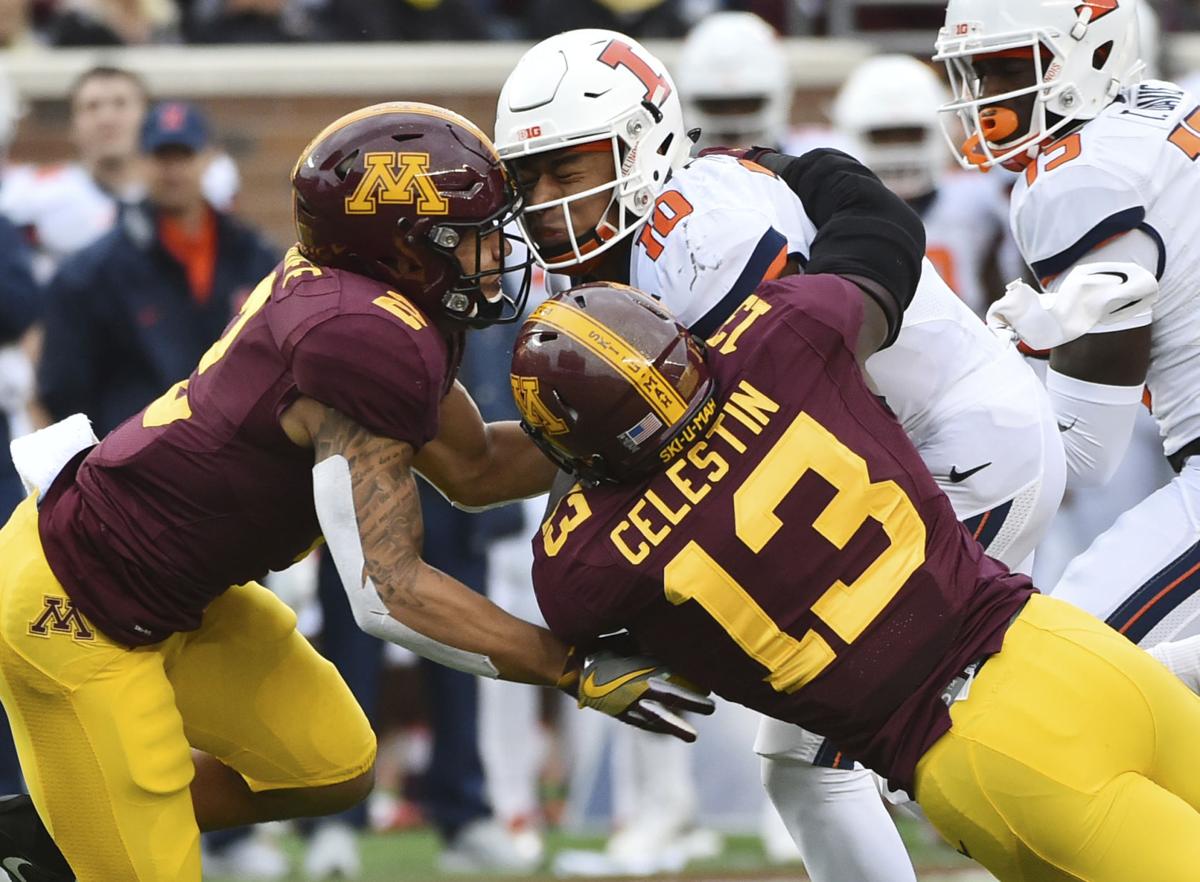 College Football Gophers Prepared For Iowa S Pink Locker Room