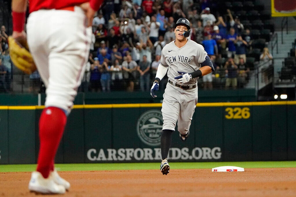 Yankees' Judge wins AL MVP in runaway; Cardinals' Goldschmidt