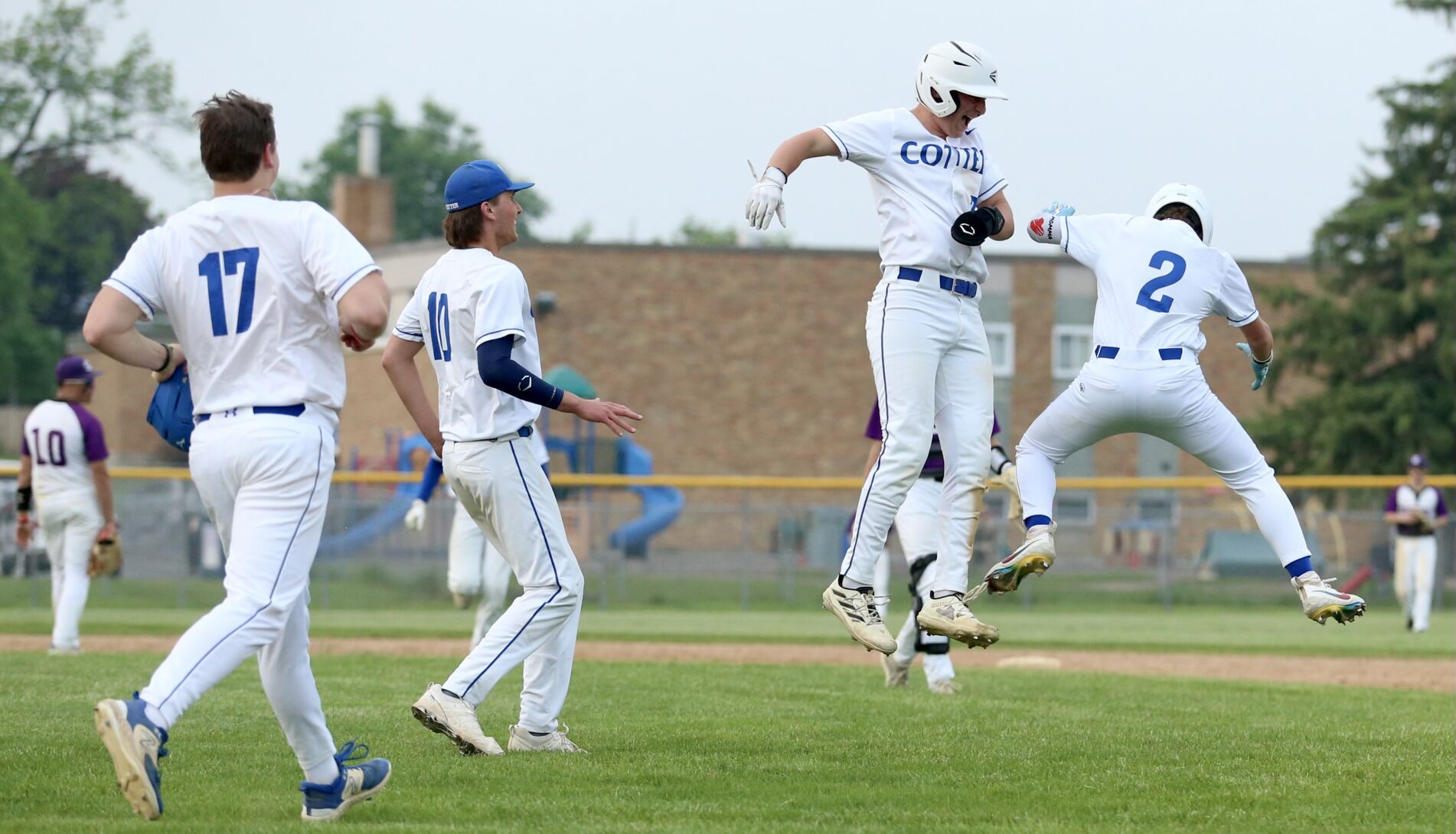 Exciting High School Sports Highlights: Cotter Baseball’s Extra-Inning Win & Winona’s Impressive Victories