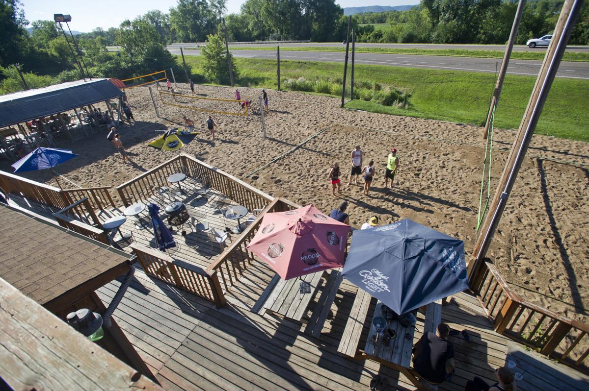 Photos 2016 Summer League Volleyball At The Black Horse Bar And