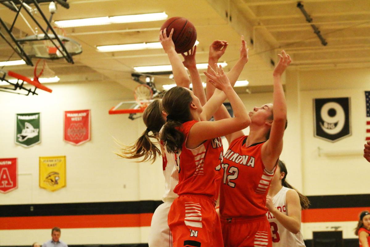 Girls Basketball Winhawks Rally Together In Loss To Austin High