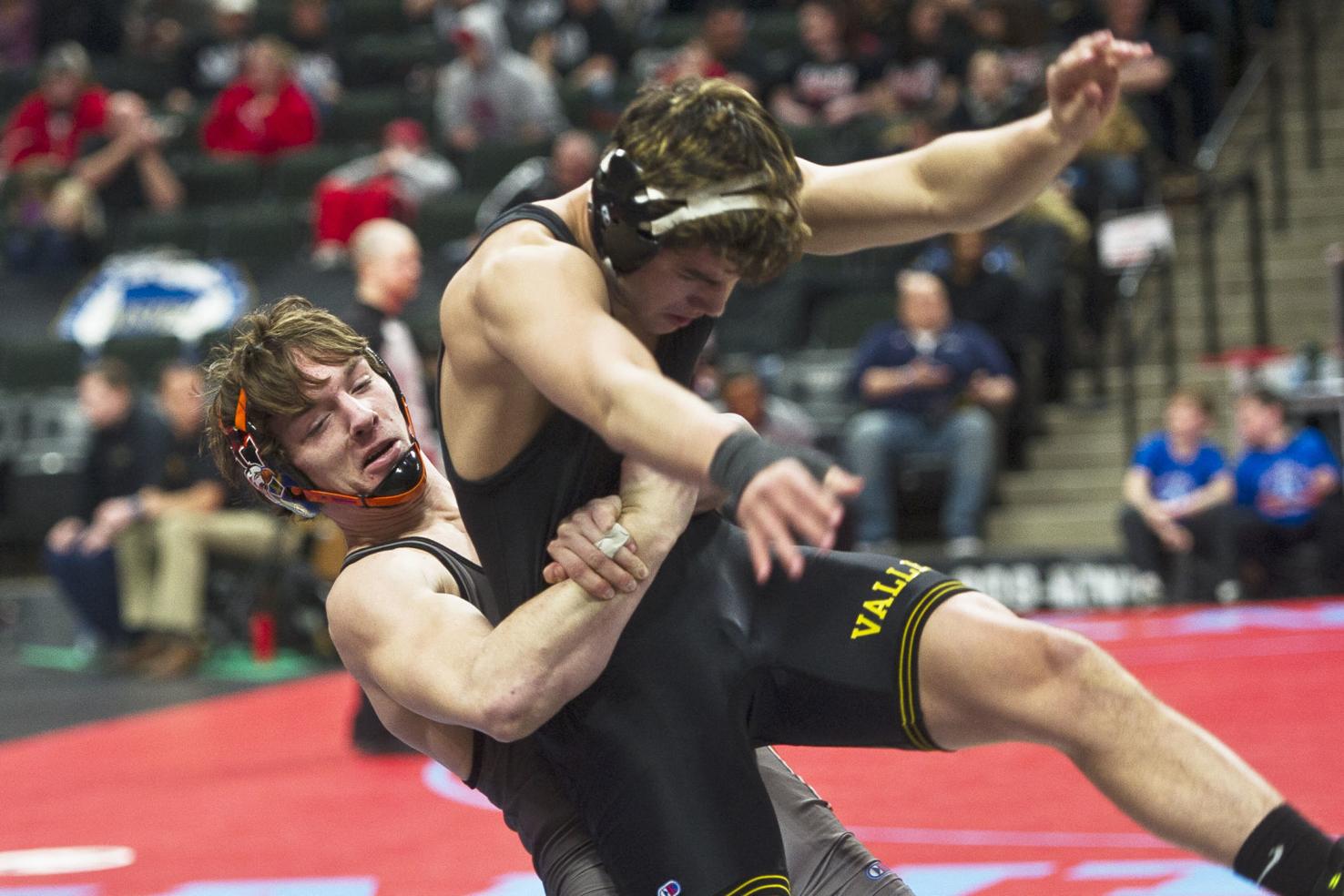 PHOTOS MSHSL State Wrestling Tournament High School