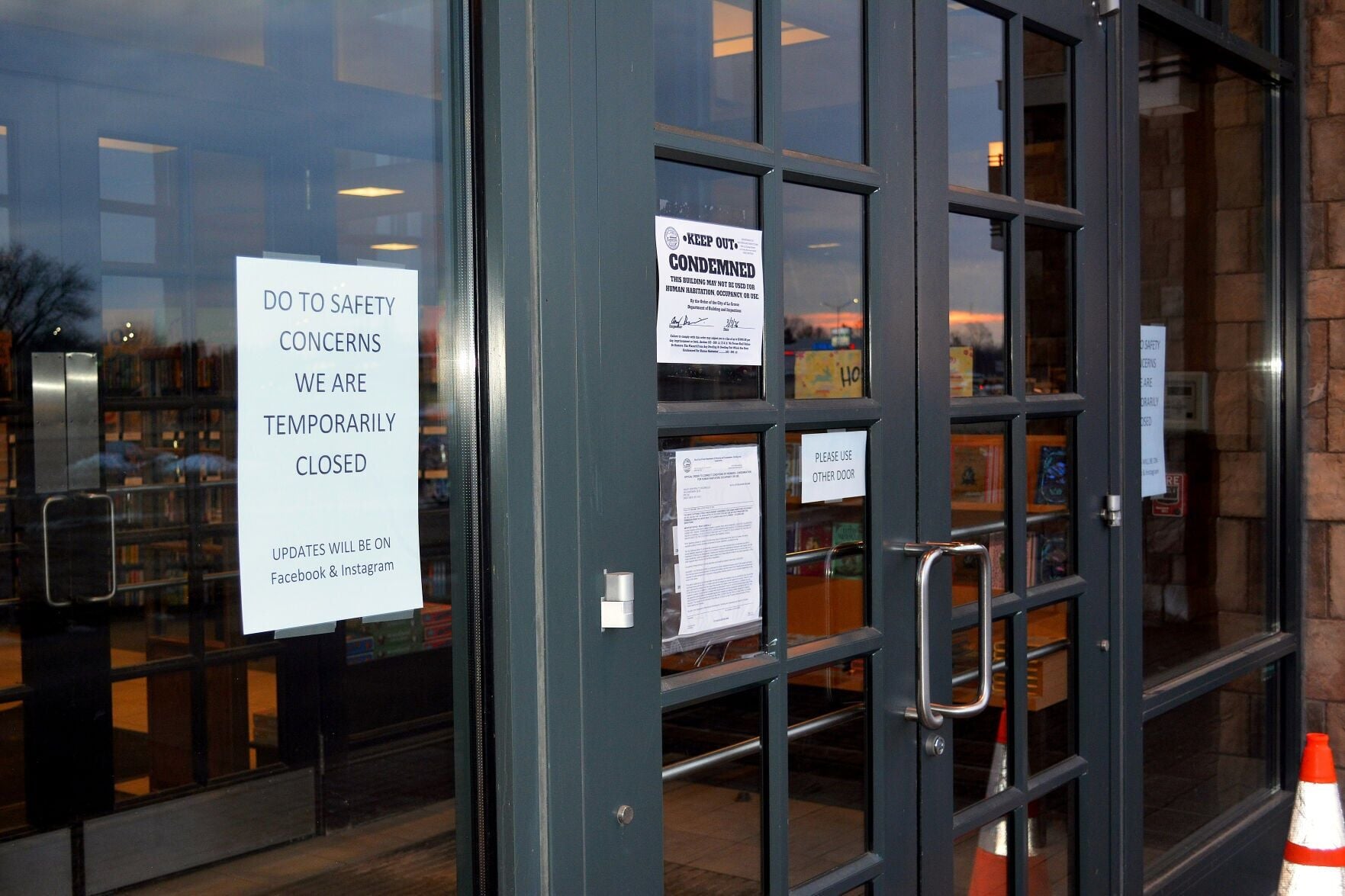 La Crosse Barnes & Noble reopens Sat. following roof leak