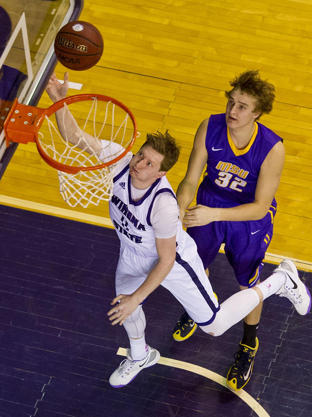 Men S Basketball Riley Bambenek S Final Home Game At Winona State