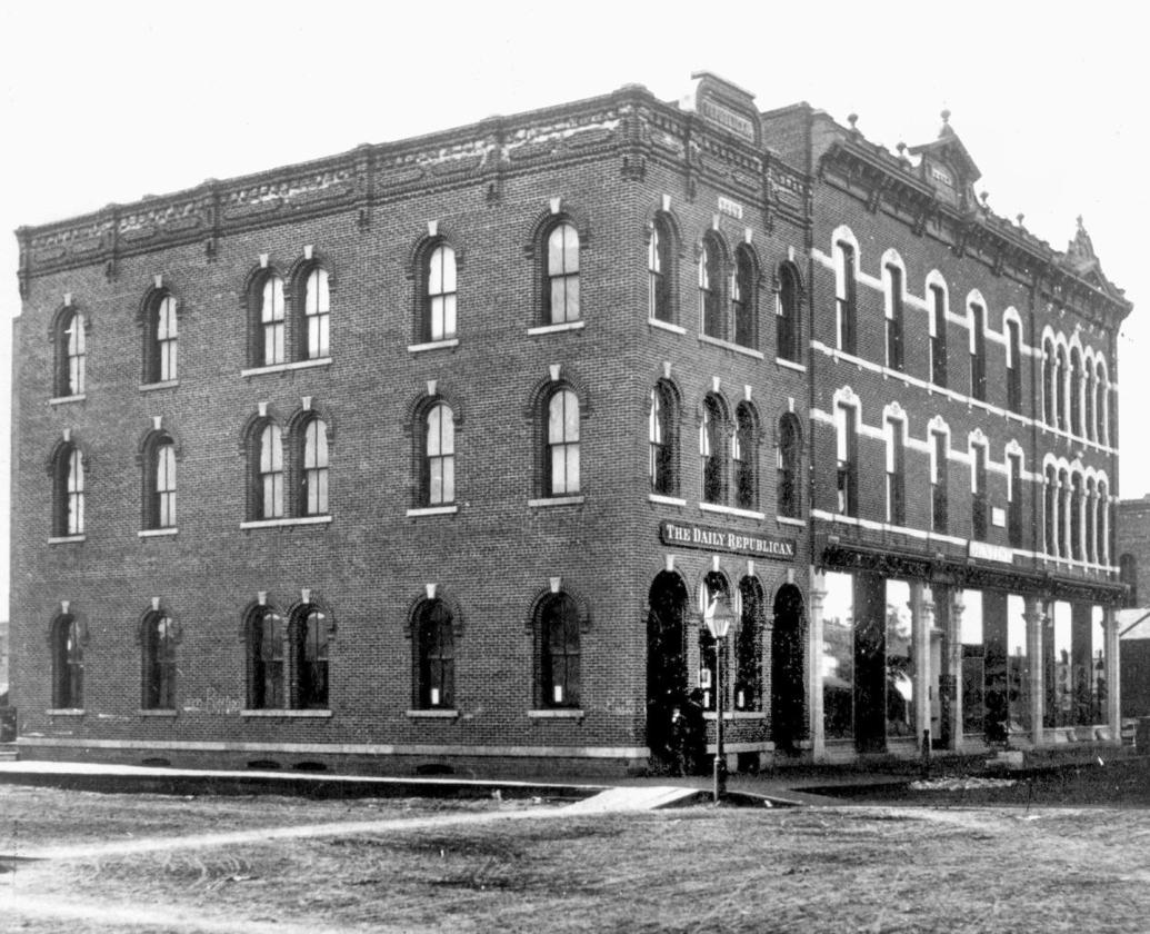 Pieces of the past 50 photos of Winona businesses, dating back to the