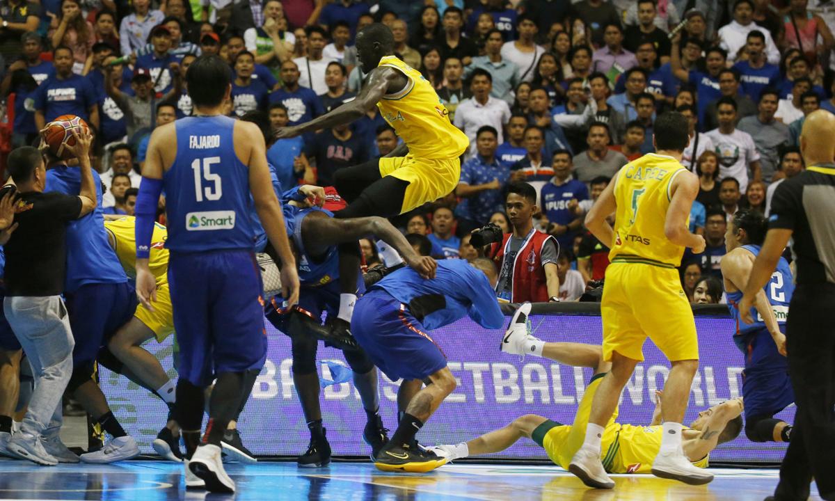 Milwaukee Bucks Center Thon Maker Involved In On Court Brawl In
