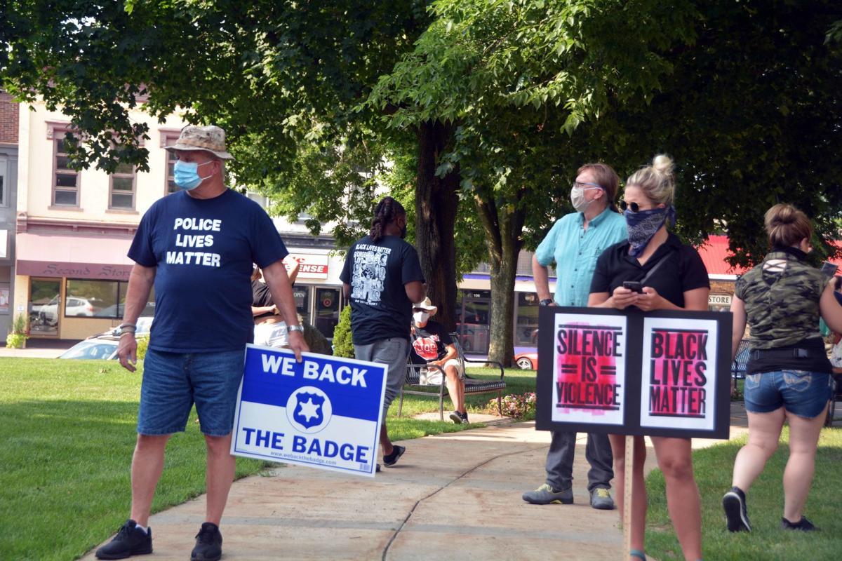 Black Lives Matter protesters educate, march in downtown Baraboo (copy)